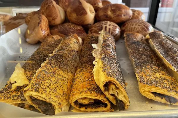 Güzelkonak Unlu Mamulleri Tosmur Fırın Cafe Patisserie - Resim 17