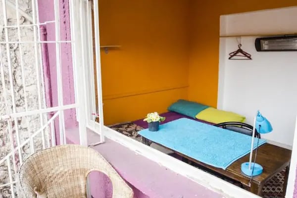 Shantihome Hostel İzmir - Resim 11