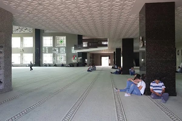 Deva Ulu Camii - Resim 16