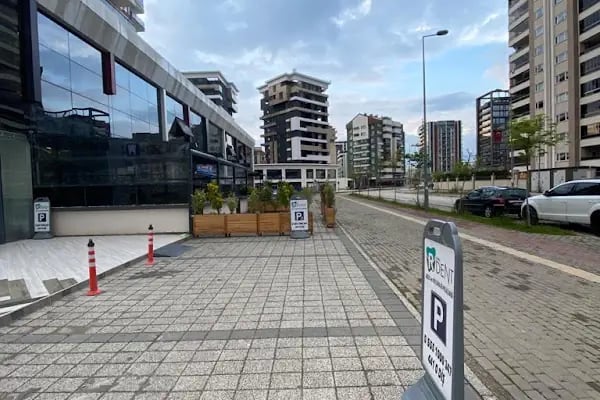 Dt. Özlem Öztürk, Diş Hekimi - Resim 4