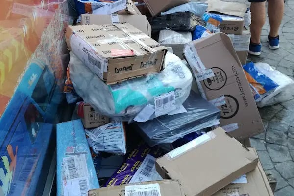 DHL eCommerce - Erenler Şubesi - Resim 10