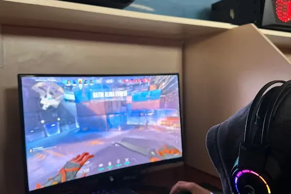 Reis net 4 internet cafe playstation - Resim 13