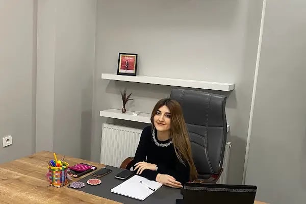Salon Reina bayan kuaförü - Resim 4