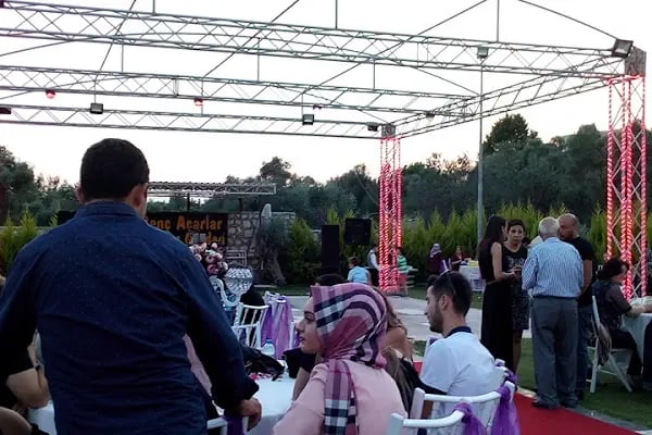 Genç Acarlar Garden Kır Düğün Salonu - Resim 11
