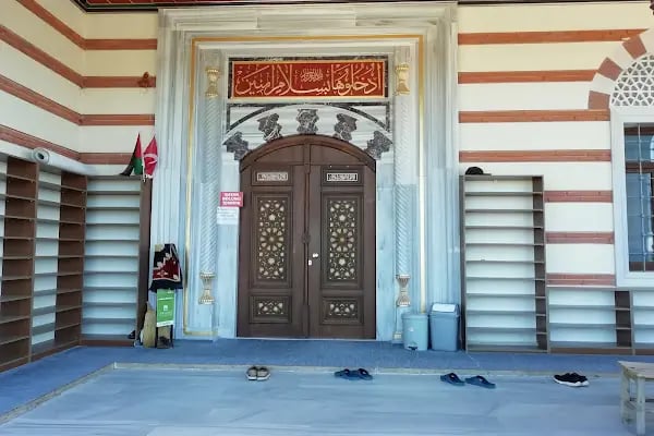 Hüdavendigar Osmangazi Cami - Resim 19
