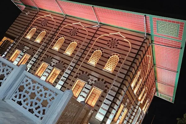 Hüdavendigar Osmangazi Cami - Resim 8