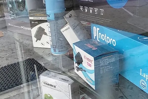 Arbil Bilgisayar / 2.el Laptop ve masaüstü bilgisayarlarınızı değerinden alıyoruz. Parça satış teknik servis hizmetleri - Resim 1