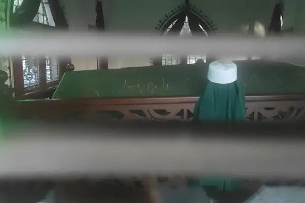 Arnavutköy Abbas efendi hazretleri türbesi - Resim 4