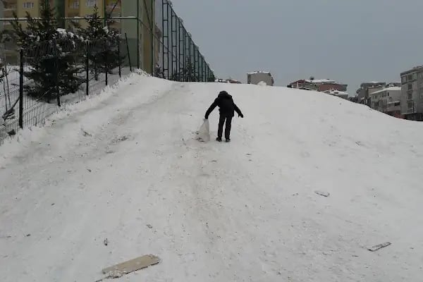 12 Şehitler Parkı - Resim 18