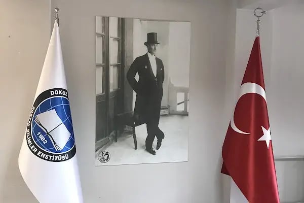 Dokuz Eylül Üniversitesi Sosyal Bilimler Enstitüsü - Resim 12