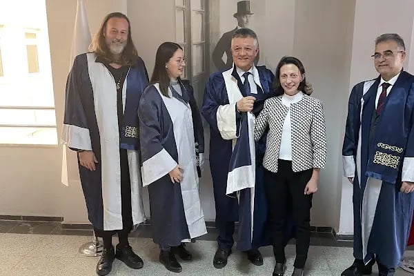 Dokuz Eylül Üniversitesi Sosyal Bilimler Enstitüsü - Resim 4