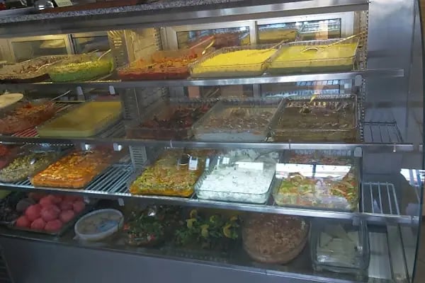 Defne Yaprağı Restaurant - Burgazada - Resim 7