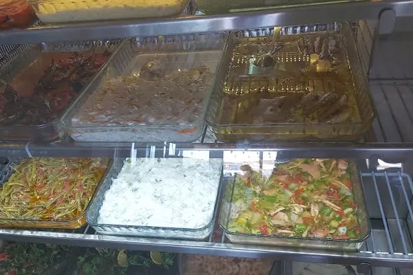 Defne Yaprağı Restaurant - Burgazada - Resim 14