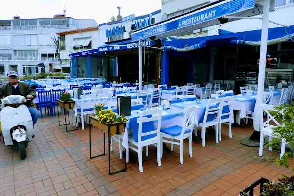Defne Yaprağı Restaurant - Burgazada - Resim 2