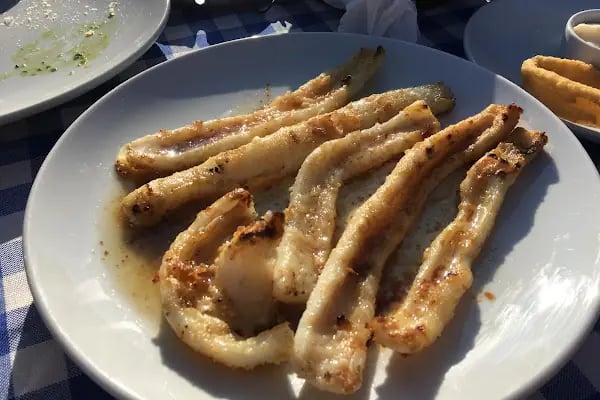 Defne Yaprağı Restaurant - Burgazada - Resim 10