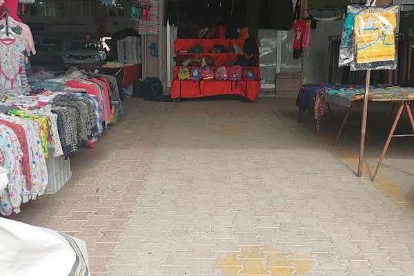 Demre Halk Pazari Oto Park - Resim 7