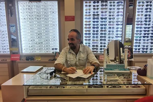 Alkım Optik - Etlik Şubesi ( Külliye'nin 100 metre aşağısında) - Resim 4