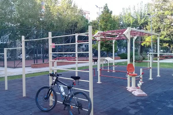 Mehmet Ali Akman Parkı - Resim 18