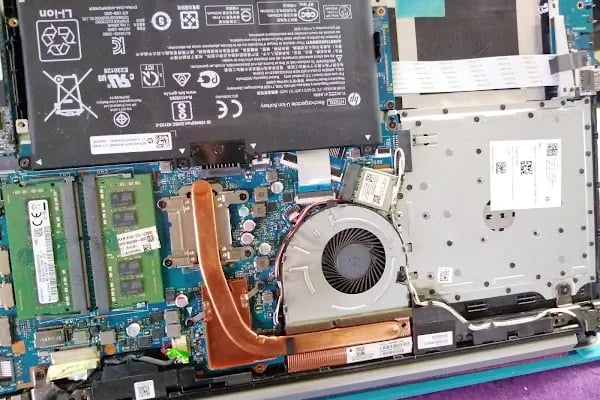 Gaziantep İcomputer Bilgisayar ve Laptop Tamiri Projeksiyon Cihazı Tamiri Servisi 40 Yıllık Tecrübe - Resim 5
