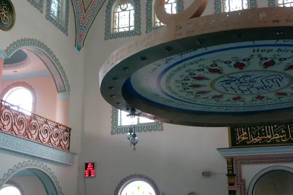 ÇAYIROVA MÜFTÜLÜĞÜ OSMAN NURİ AKSOY CAMİİ - Resim 13