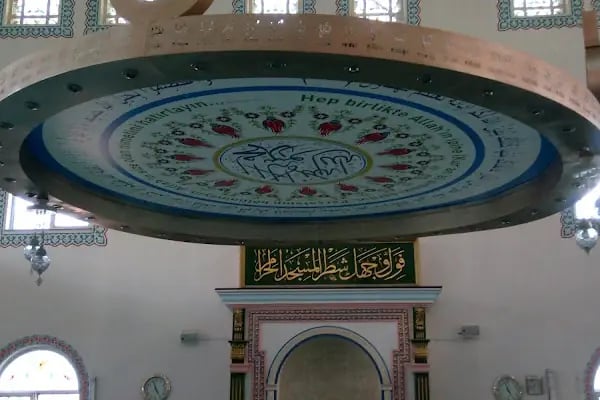 ÇAYIROVA MÜFTÜLÜĞÜ OSMAN NURİ AKSOY CAMİİ - Resim 14