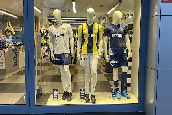 İçerenköy Fenerium Outlet - Resim 13