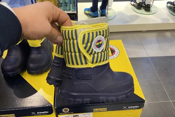 İçerenköy Fenerium Outlet - Resim 7