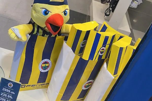 İçerenköy Fenerium Outlet - Resim 11