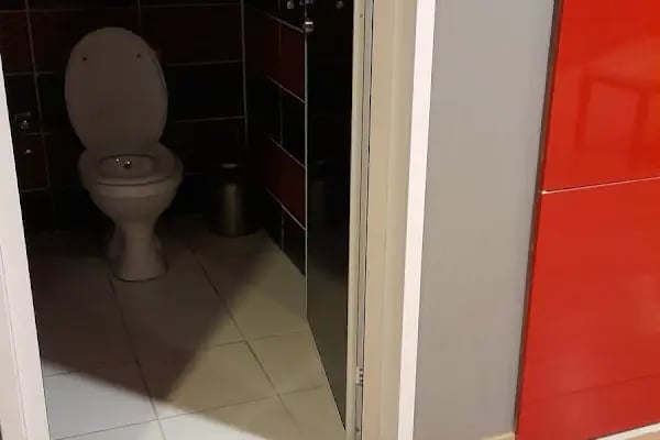 BR SPORTS CENTER - Resim 5