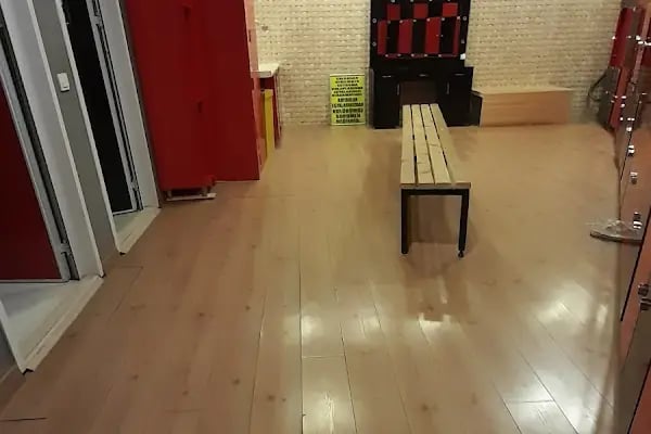 BR SPORTS CENTER - Resim 6