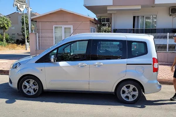 Right Rent A Car - Resim 11