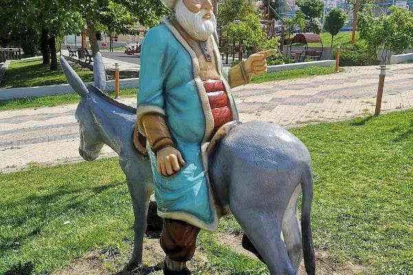 sabri uğur parkı ve millet kıraathanesi - Resim 3