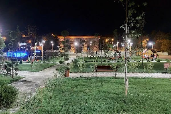 sabri uğur parkı ve millet kıraathanesi - Resim 7