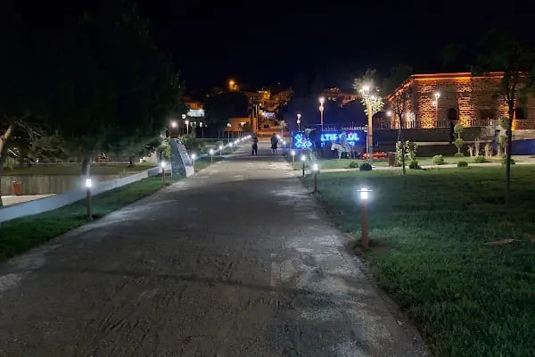 sabri uğur parkı ve millet kıraathanesi - Resim 14