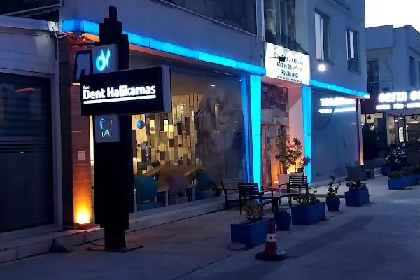 Dent Halikarnas Ağız ve Diş Sağlığı Polikliniği - Resim 7