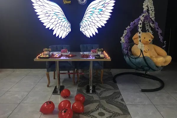 bow tie cafe bistro - Resim 2