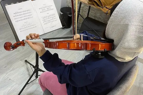 MEB Özel Lavinia Sanat Akademi Müzik ve Kişisel Gelişim Kursu - Resim 15
