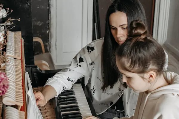 MEB Özel Lavinia Sanat Akademi Müzik ve Kişisel Gelişim Kursu - Resim 10