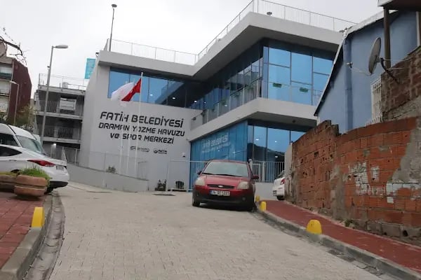Fatih Belediyesi Draman Yüzme Havuzu ve Spor Kompleksi - Resim 17