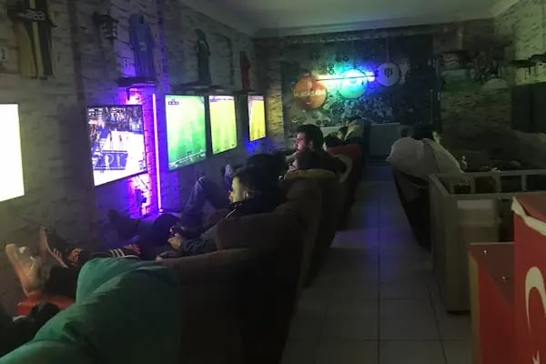 Deplasman oyun salonu playstation cafe - Resim 18