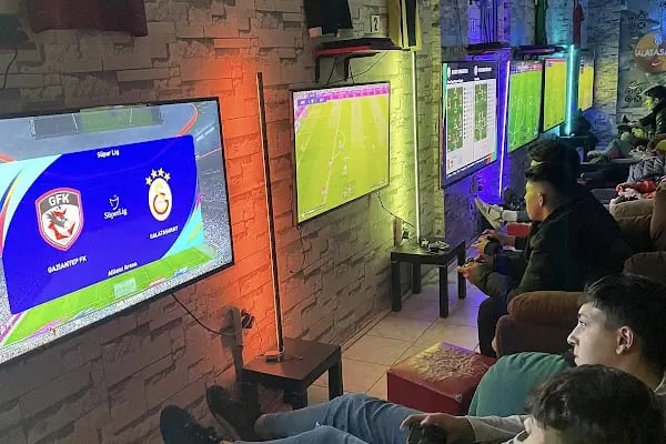 Deplasman oyun salonu playstation cafe - Resim 2