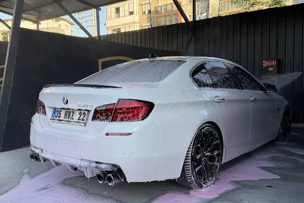 Diamond Car Wash - Resim 3