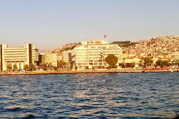 İzmir Büyükşehir Belediyesi - Resim 5