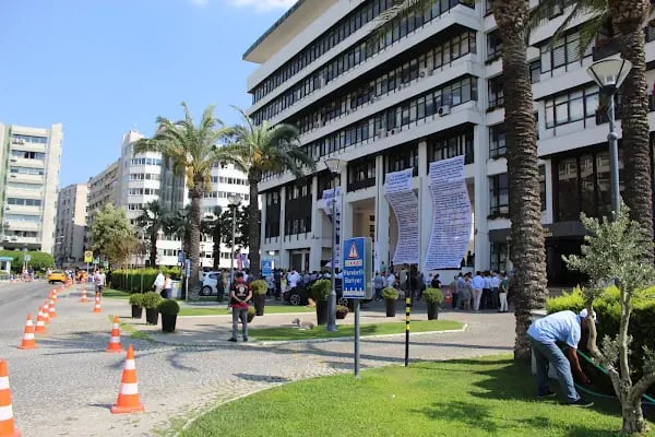 İzmir Büyükşehir Belediyesi - Resim 3