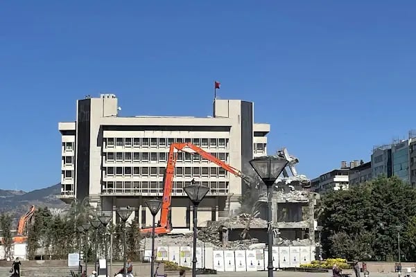 İzmir Büyükşehir Belediyesi - Resim 18