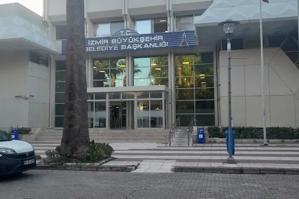 İzmir Büyükşehir Belediyesi - Resim 6