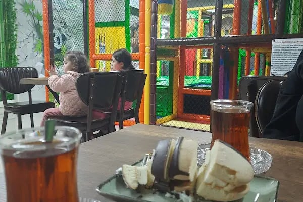BETÜŞ KİDS CAFE Eğlence Merkezi/Çorlu Oyun Evi - Resim 11