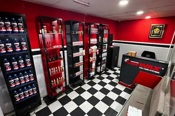 41 Burda Avm Carwax Oto Yıkama - Resim 4