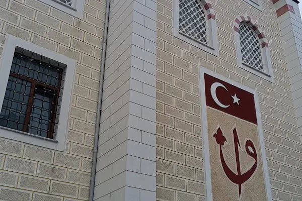 100. Yıl Merkez Camii - Resim 15