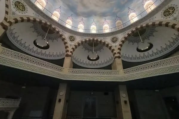 100. Yıl Merkez Camii - Resim 7